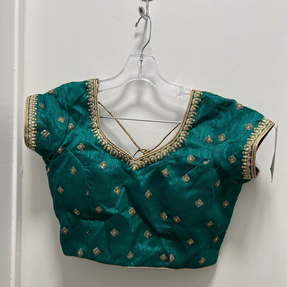 Lashkaraa Green Floral Saree